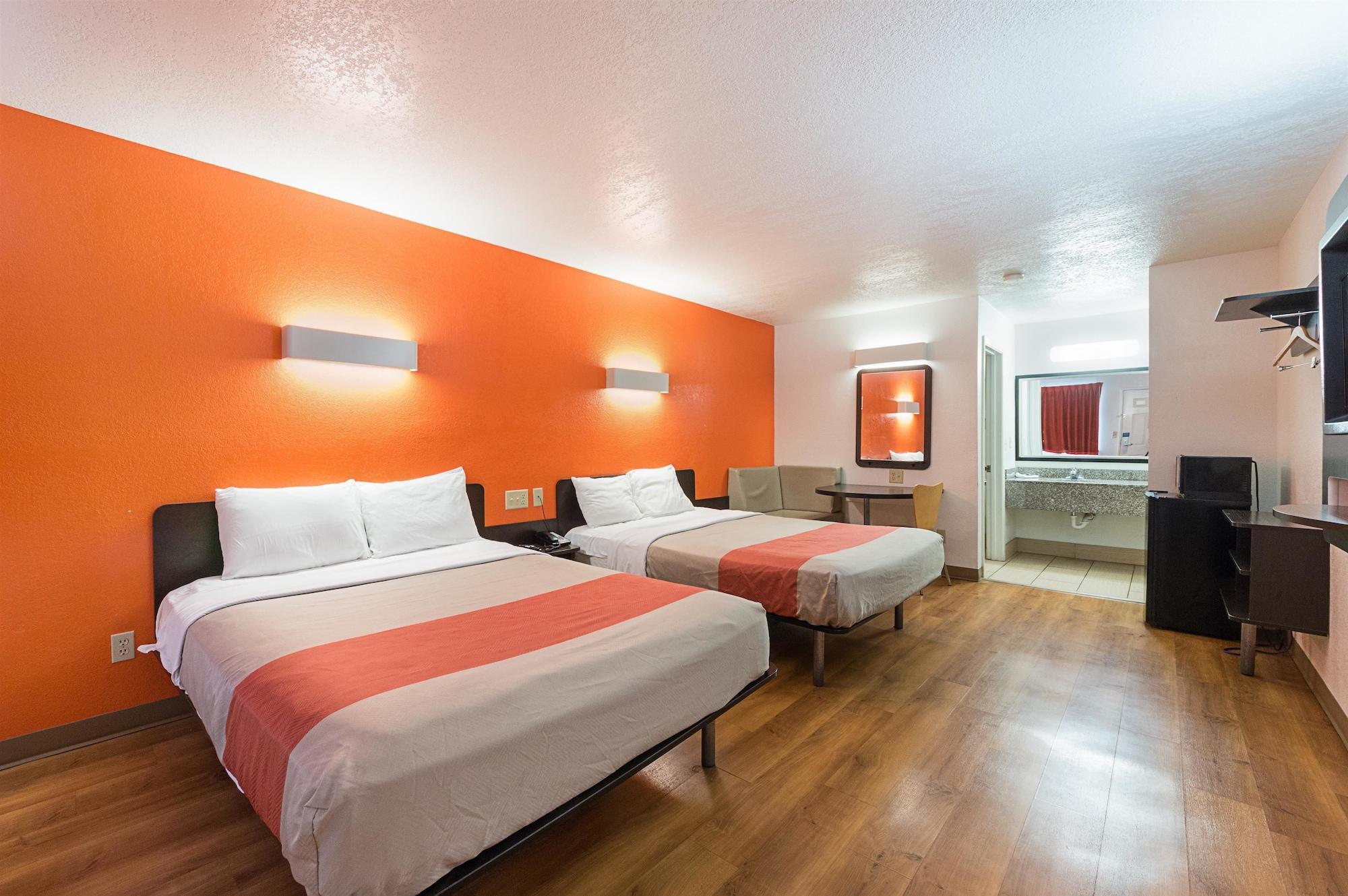 Motel 6-San Antonio, Tx - Fiesta Trails エクステリア 写真