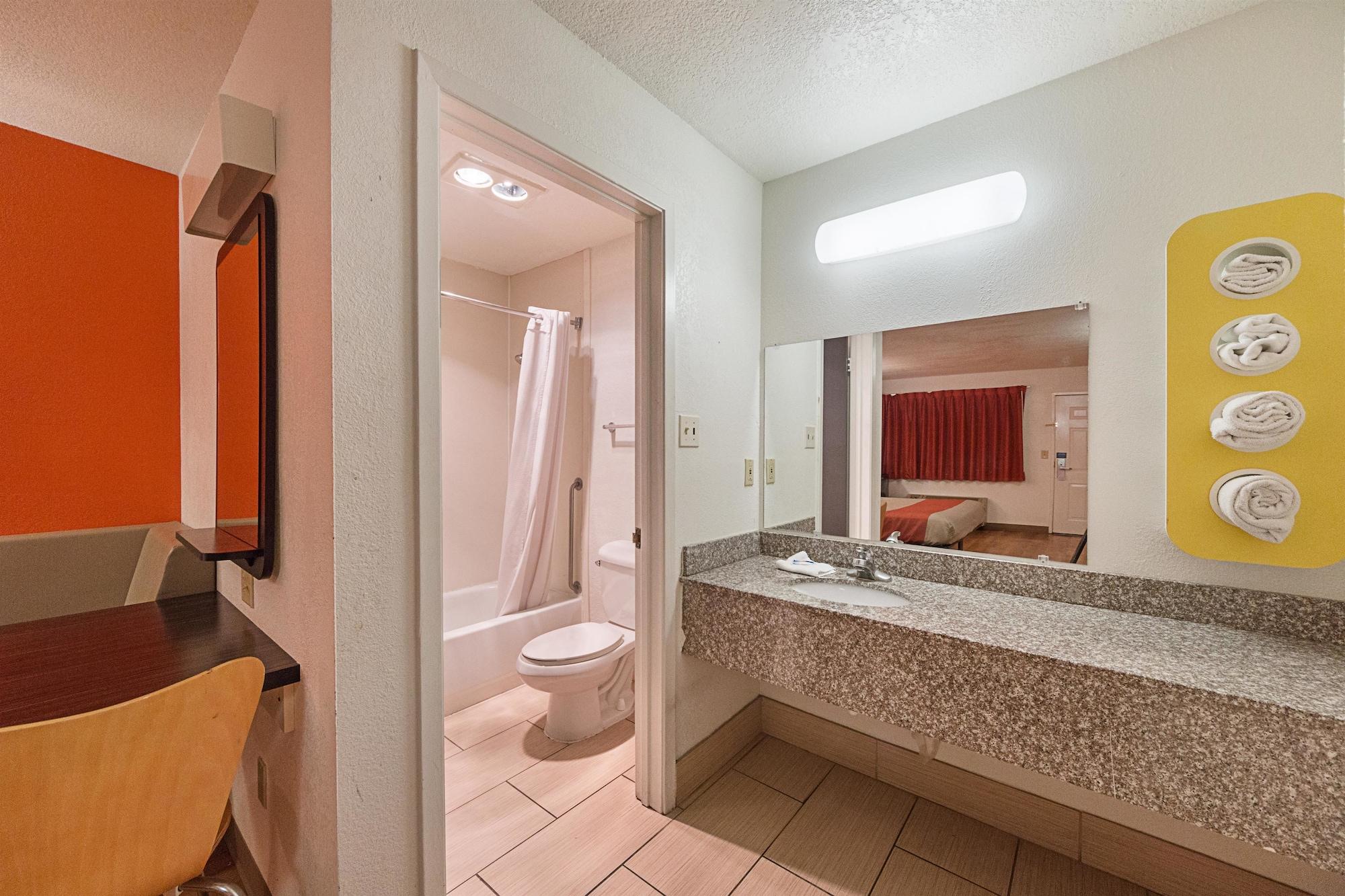 Motel 6-San Antonio, Tx - Fiesta Trails エクステリア 写真