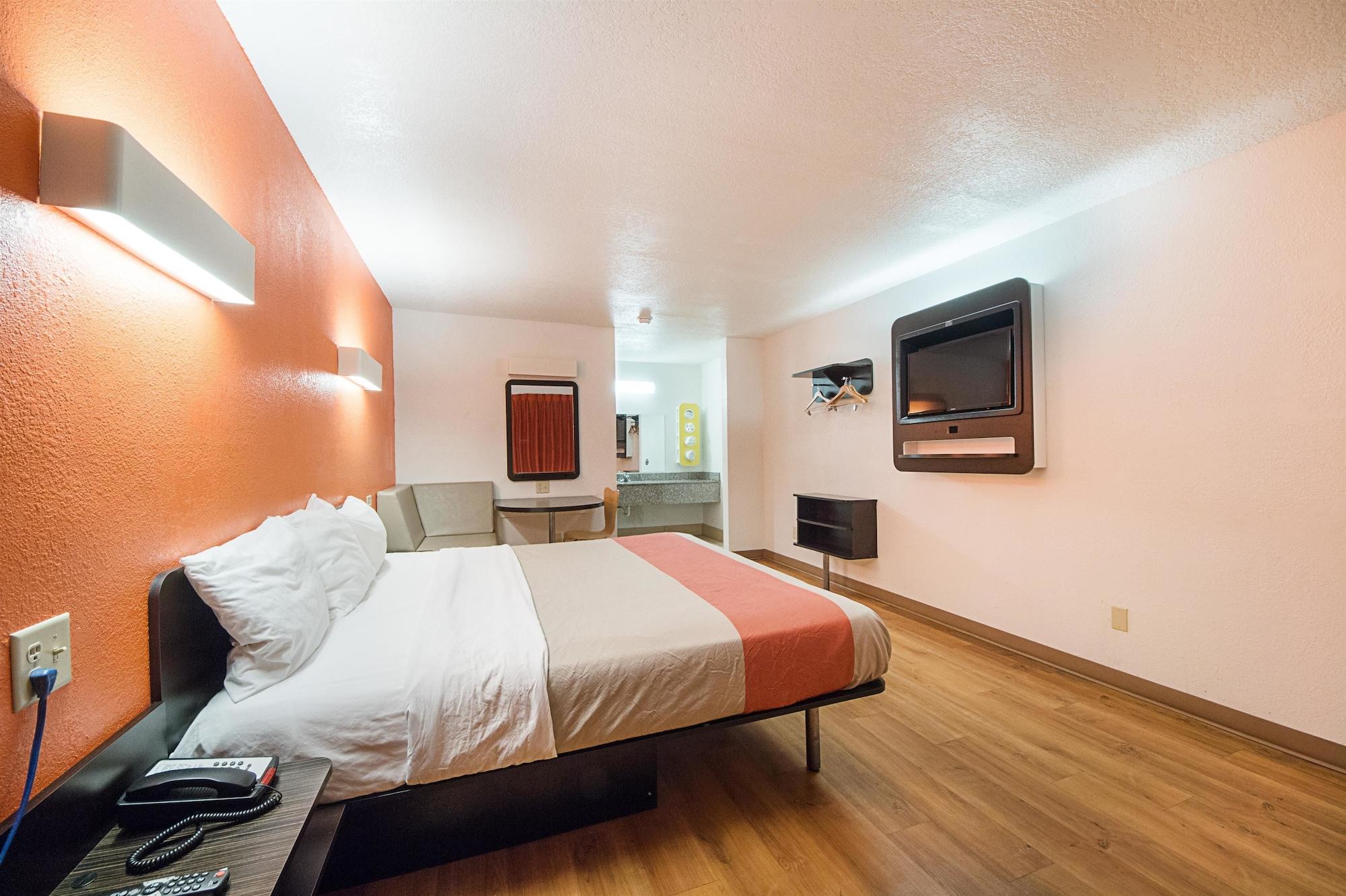 Motel 6-San Antonio, Tx - Fiesta Trails エクステリア 写真
