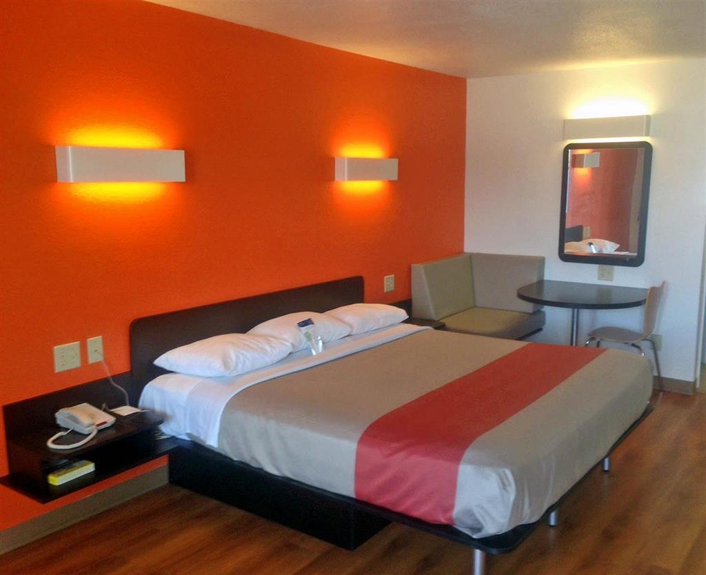 Motel 6-San Antonio, Tx - Fiesta Trails 部屋 写真