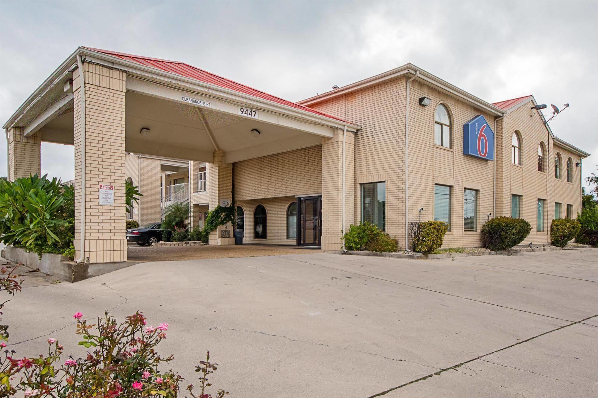 Motel 6-San Antonio, Tx - Fiesta Trails エクステリア 写真