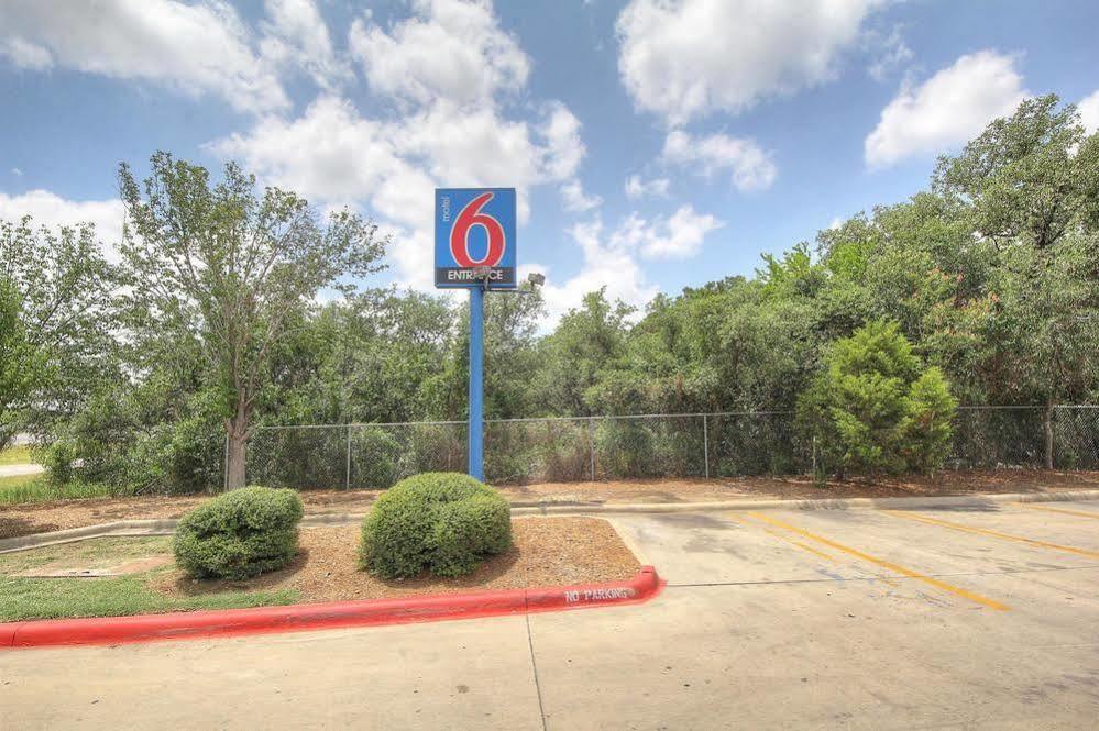 Motel 6-San Antonio, Tx - Fiesta Trails エクステリア 写真