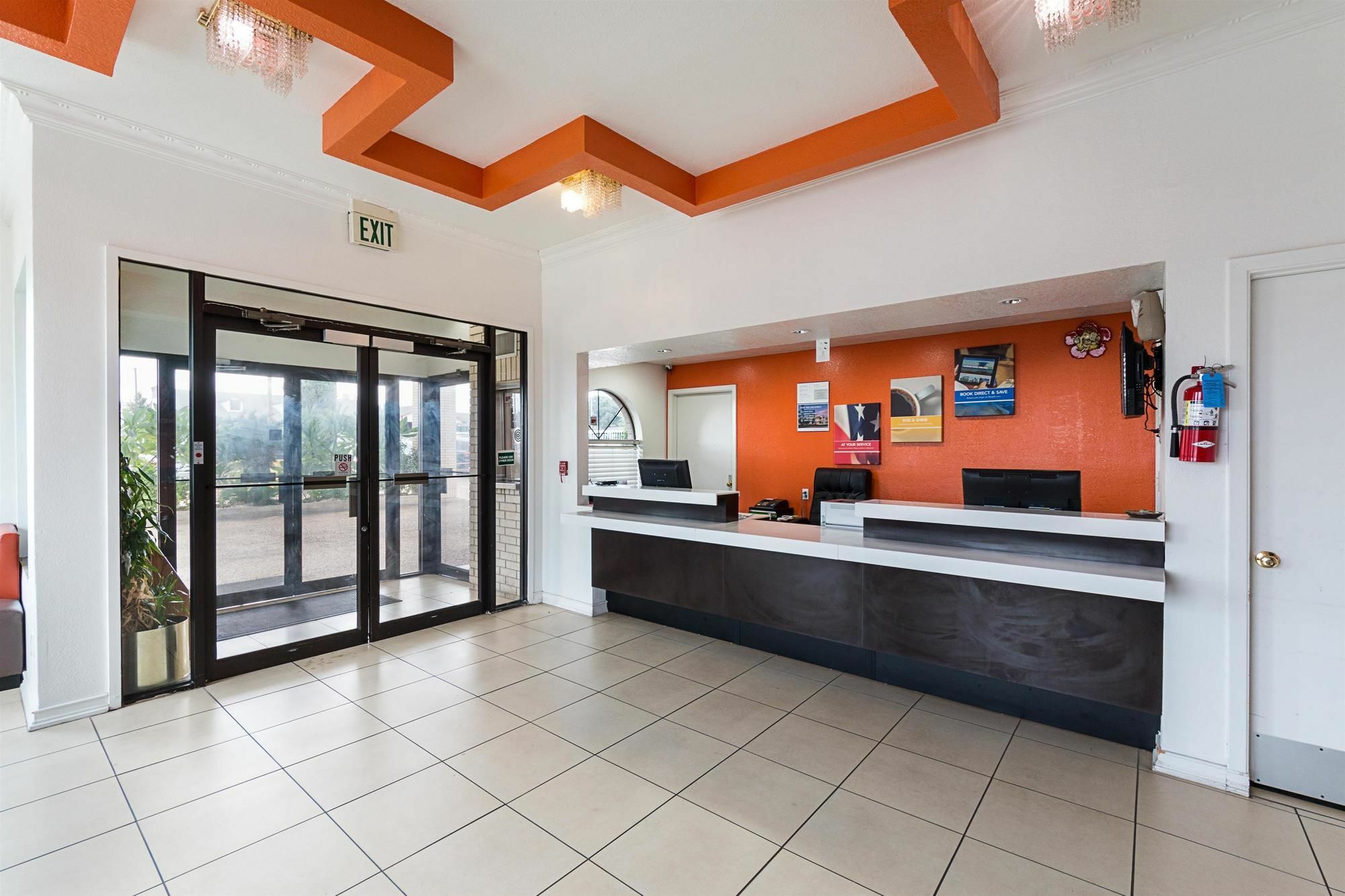 Motel 6-San Antonio, Tx - Fiesta Trails エクステリア 写真